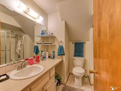 Bath - 211 Cass, Monroe, MI 48161 photo 2 of 3