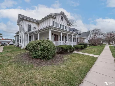 215 Cass, Monroe, MI 48161