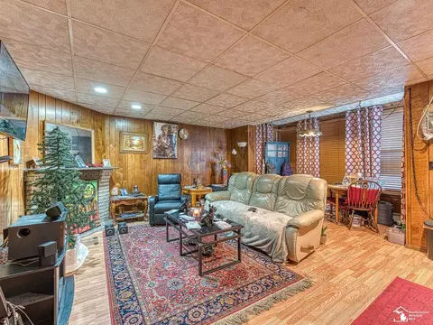 215 Cass, Monroe, MI 48161 photo 2
