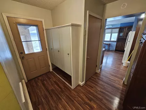 Entry Way - 743 Juniper, Ishpeming, MI 49849 photo 2 of 2