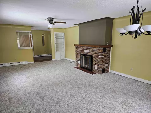 Living - 743 Juniper, Ishpeming, MI 49849 photo 3 of 6