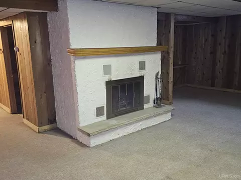 Living - 743 Juniper, Ishpeming, MI 49849 photo 4 of 6