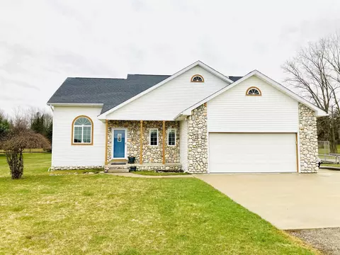 2034 E Hotchkiss, Bay City, MI 48706