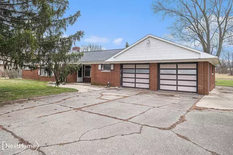 Exterior - 8049 W Corunna, Flint, MI 48532 photo 10 of 10