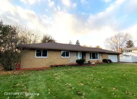 4055 N Wayside, Saginaw, MI 48603