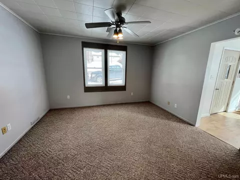 738 Elm, Hancock, MI 49930 photo 4