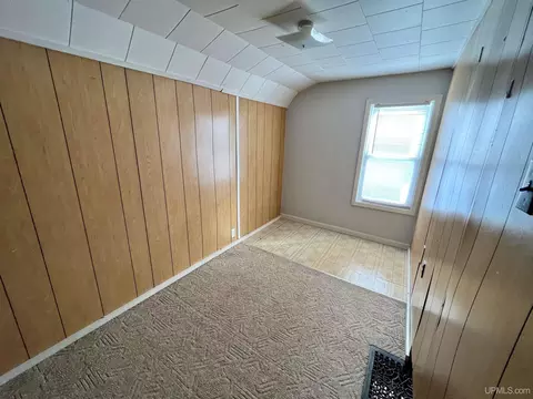 738 Elm, Hancock, MI 49930 photo 6