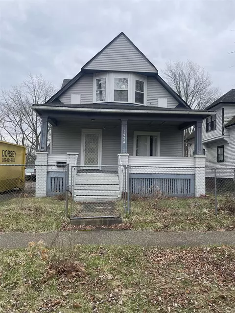 1224 Brown, Saginaw, MI 48601