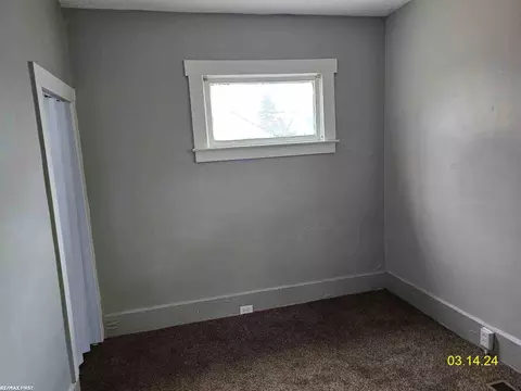 8460 Studebaker, Warren, MI 48089 photo 9