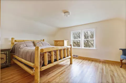 Bedroom - 7260 King, Frankenmuth, MI 48734 photo 2 of 4