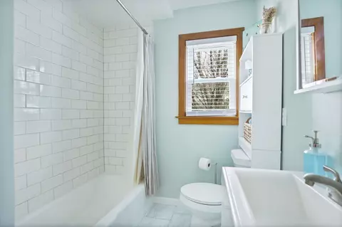 Bath - 7260 King, Frankenmuth, MI 48734 photo 1 of 1