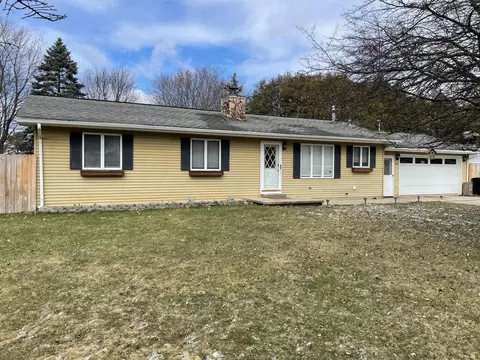 705 Sunset, Clare, MI 48617