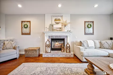 Living - 6733 Stonegate, Temperance, MI 48182 photo 1 of 8