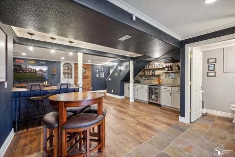 Kitchen - 6733 Stonegate, Temperance, MI 48182 photo 9 of 9
