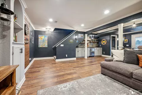Living - 6733 Stonegate, Temperance, MI 48182 photo 8 of 8