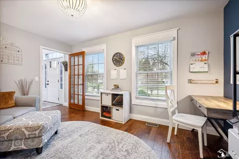 Living - 6733 Stonegate, Temperance, MI 48182 photo 5 of 8