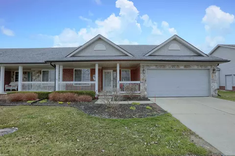 54725 Darby UNIT 6, Chesterfield, MI 48051