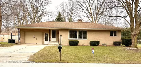 5434 Christena, Bay City, MI 48706