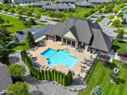 Exterior - 49636 Hiddenbrook Dr, Macomb, MI 48042 photo 12 of 12