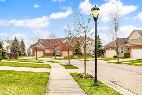 View/Area - 49636 Hiddenbrook Dr, Macomb, MI 48042 photo 2 of 5
