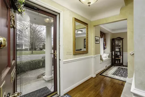 Other - 895 Avon Ct, Grosse Pointe Woods, MI 48236 photo 1 of 5