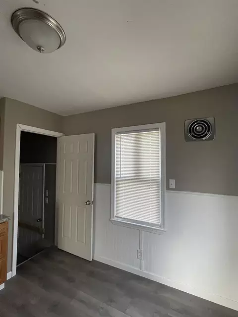 Bedroom - 3137 Leith, Flint, MI 48506 photo 2 of 3
