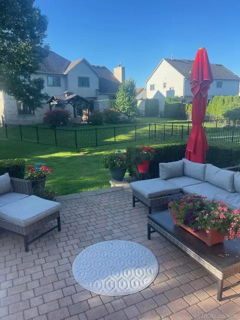 Exterior - 16328 Vandelay Dr, Macomb, MI 48044 photo 8 of 10
