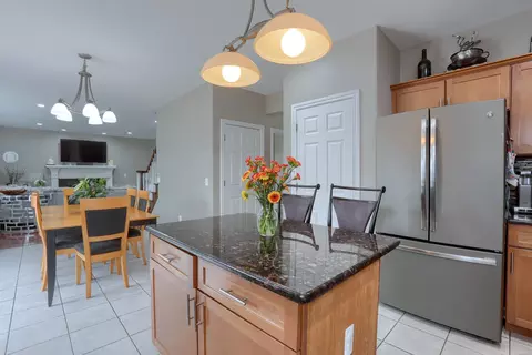 Kitchen - 16328 Vandelay Dr, Macomb, MI 48044 photo 3 of 3