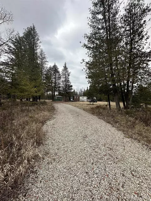 40 Acres Cedardale 28th, Cornell, MI 49818