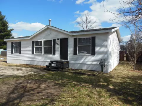 Exterior - 4434 Filter, Harrison, MI 48625 photo 7 of 9