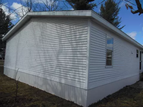 Exterior - 4434 Filter, Harrison, MI 48625 photo 5 of 9