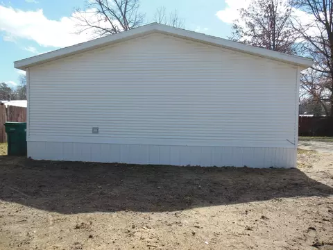 Exterior - 4434 Filter, Harrison, MI 48625 photo 3 of 9