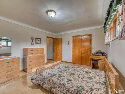 Bedroom - 13332 Stowell, Dundee, MI 48131 photo 2 of 5