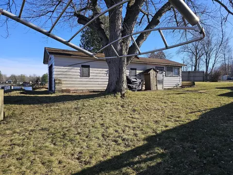 1417 Sioux, Gladwin, MI 48624 photo 12