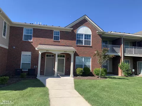 22041 Aberdeen, Macomb, MI 48042
