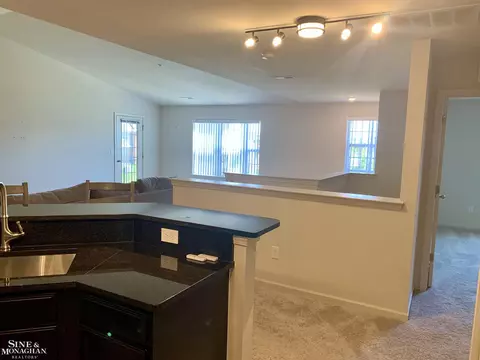 22041 Aberdeen, Macomb, MI 48042 photo 5