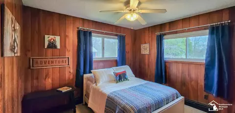 Bedroom - 2548 Deborah, Monroe, MI 48162 photo 4 of 4