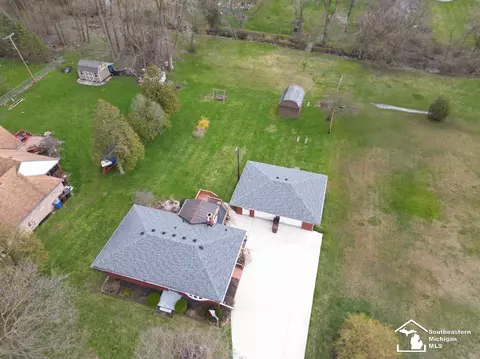 Exterior - 2548 Deborah, Monroe, MI 48162 photo 8 of 10
