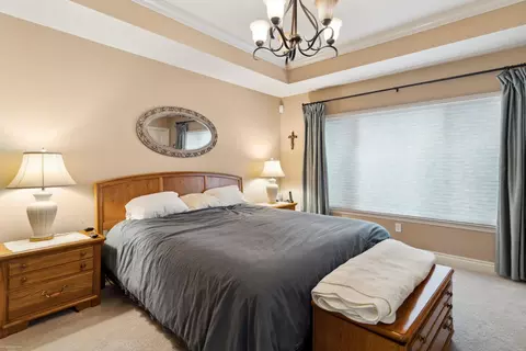 Bedroom - 17540 Eider, Clinton Township, MI 48038 photo 2 of 5