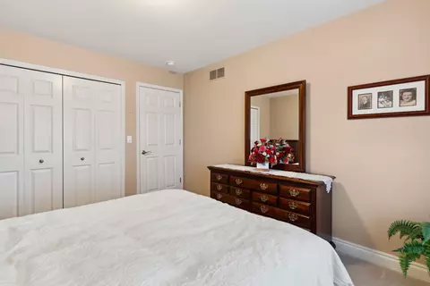 Bedroom - 17540 Eider, Clinton Township, MI 48038 photo 3 of 5