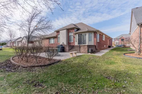 Exterior - 17540 Eider, Clinton Township, MI 48038 photo 13 of 20
