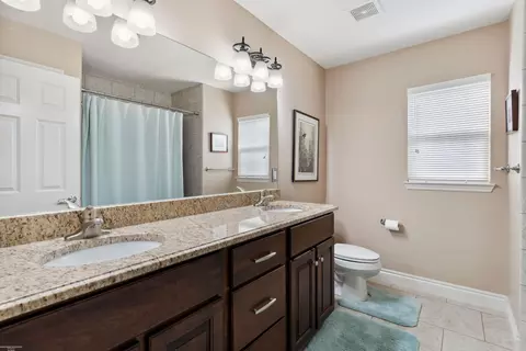 Bath - 17540 Eider, Clinton Township, MI 48038 photo 6 of 7