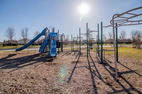 View/Area - 17540 Eider, Clinton Township, MI 48038 photo 2 of 2