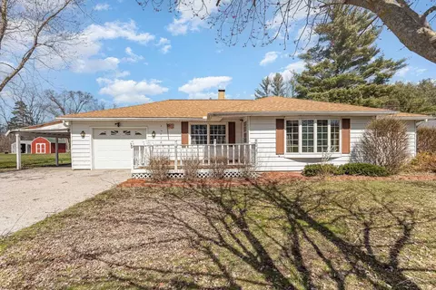 Exterior - 22078 Gratiot, Merrill, MI 48637 photo 2 of 7