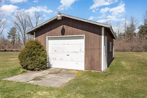 Exterior - 22078 Gratiot, Merrill, MI 48637 photo 6 of 7
