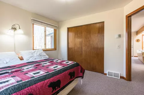 Bedroom - 8091 Lakeview, Harrison, MI 48625 photo 4 of 9