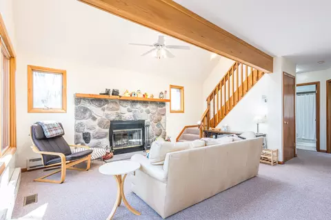 Living - 8091 Lakeview, Harrison, MI 48625 photo 2 of 6
