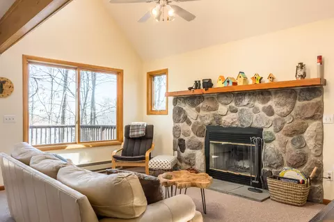 Living - 8091 Lakeview, Harrison, MI 48625 photo 1 of 6