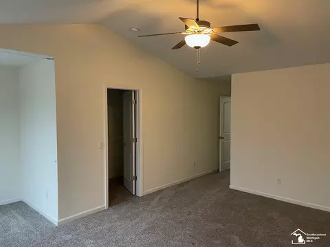 657 Powell, Dundee, MI 48131 photo 9