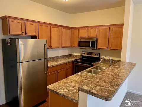 657 Powell, Dundee, MI 48131 photo 3